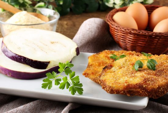 Crisp eggplant rounds with breadcrumbs