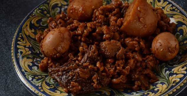 Mona's Vegetarian Cholent
